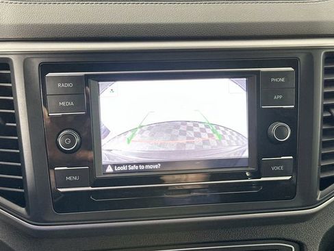 Used 2020 Volkswagen Atlas Cross Sport S image 12