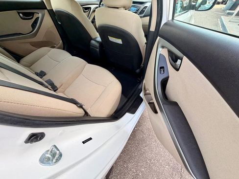 Used 2016 Hyundai Elantra Value Edition image 7