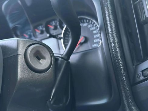 Used 2017 Chevrolet Silverado 2500 W/T image 14