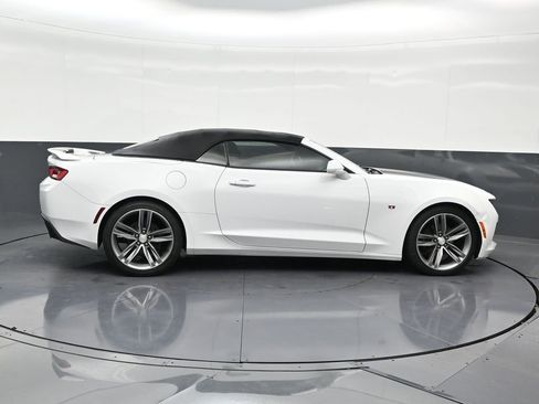 Used 2017 Chevrolet Camaro LT image 7