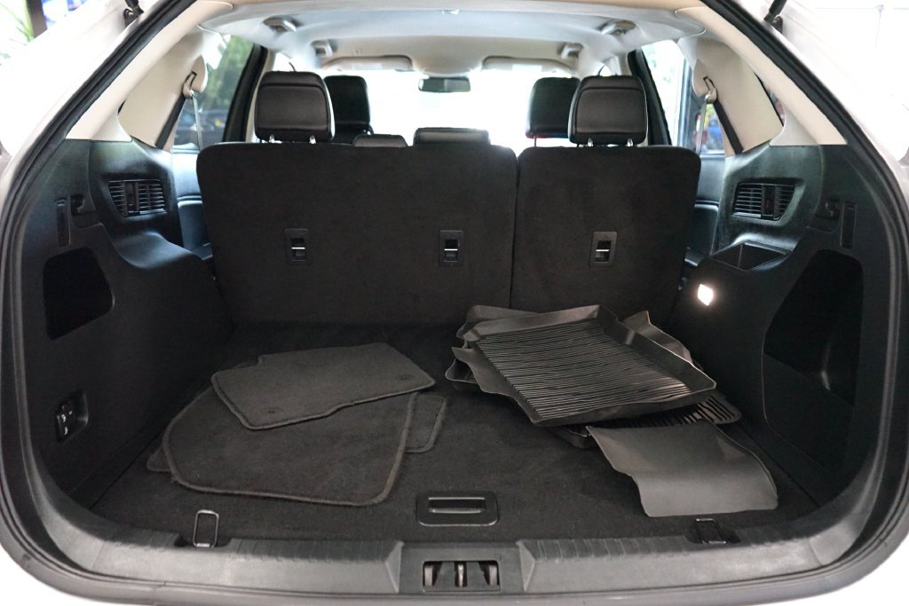 Used 2024 Ford Edge SEL AWD/4WD image 48