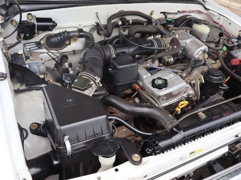 Used 2003 Toyota Tacoma 4x4 Regular Cab image 33