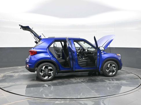 New 2026 Hyundai Venue SEL image 40