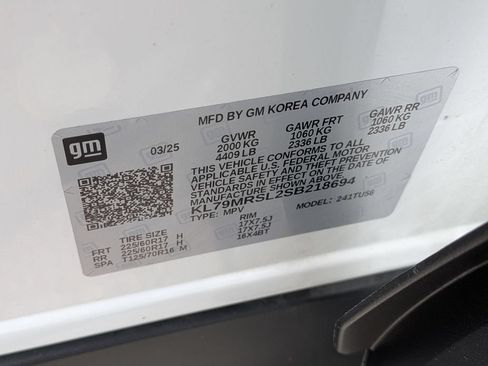 Used 2025 Chevrolet TrailBlazer LT AWD/4WD image 34