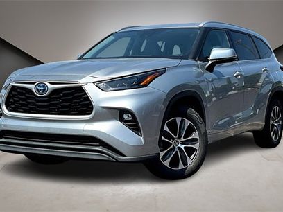 Used 2022 Toyota Highlander XLE