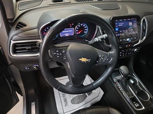 Used 2022 Chevrolet Equinox Premier image 6