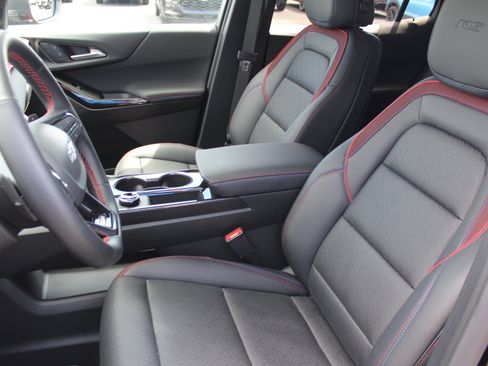 New 2026 Chevrolet Equinox RS w/ Convenience Package III FWD image 9