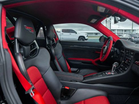 Used 2018 Porsche 911 GT2 RS RWD image 44