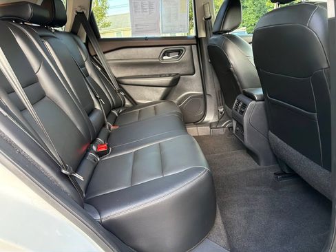 Used 2023 Nissan Rogue SL w/ SL Premium Package AWD/4WD image 28