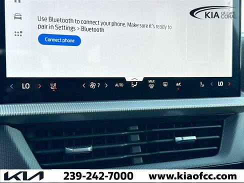 Used 2025 Ford Explorer ST-Line w/ Premium Package RWD image 34