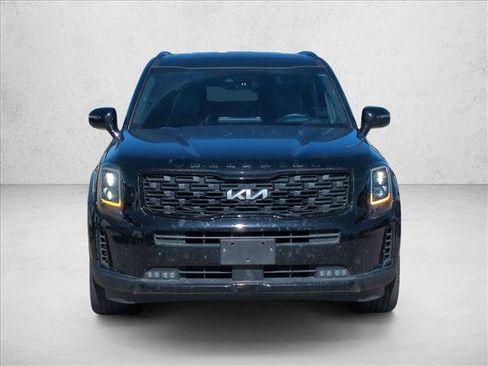 Used 2022 Kia Telluride SX w/ SX Prestige Package image 2