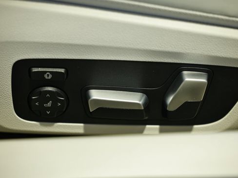 New 2026 BMW 840i Coupe w/ M Sport Professional Package image 23