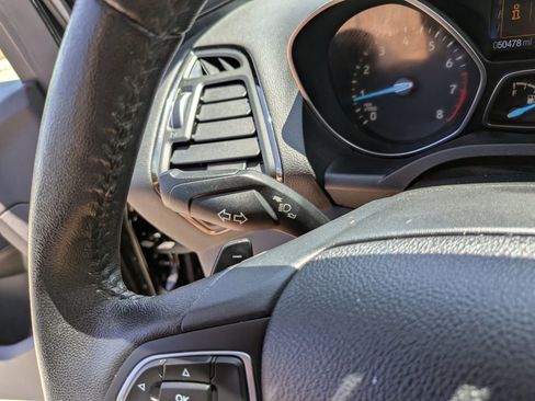Used 2018 Ford Escape Titanium AWD/4WD image 35