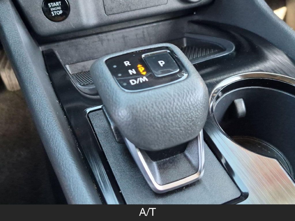 Used 2025 Nissan Rogue SV AWD/4WD image 20