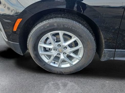 Used 2024 Chevrolet Equinox LT image 19