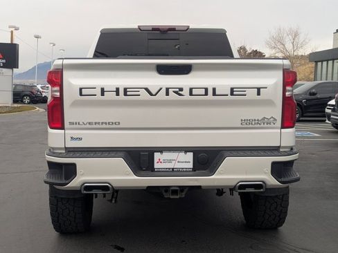 Used 2021 Chevrolet Silverado 1500 High Country w/ Technology Package image 6