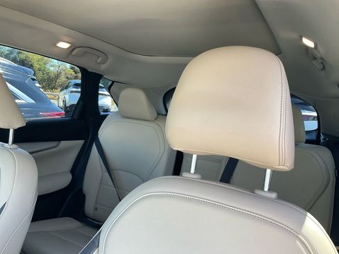 Used 2022 INFINITI QX50 Sensory image 15
