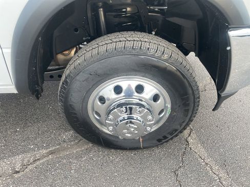 New 2026 RAM 3500 Tradesman image 12