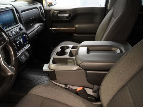 Used 2020 Chevrolet Silverado 1500 LT w/ All-Star Edition AWD/4WD image 7