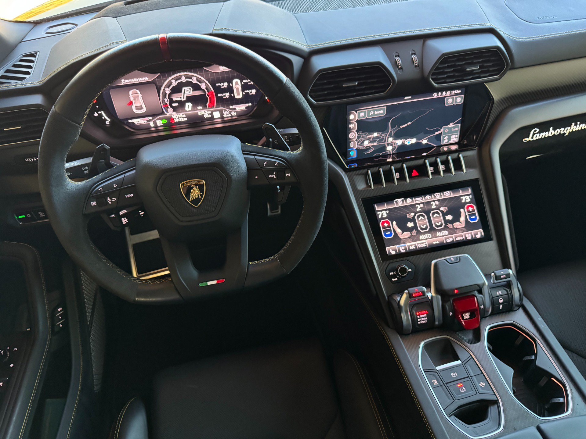 Used 2024 Lamborghini Urus Performante AWD/4WD image 56