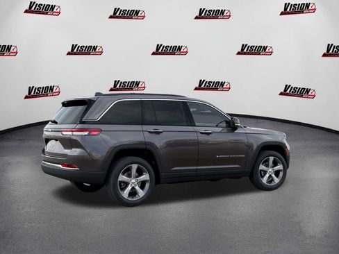 New 2026 Jeep Grand Cherokee Limited AWD/4WD image 4