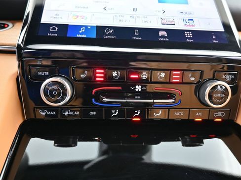 Used 2025 Jeep Grand Cherokee L Summit image 33