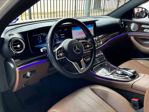 Used 2019 Mercedes-Benz E 300 image 17