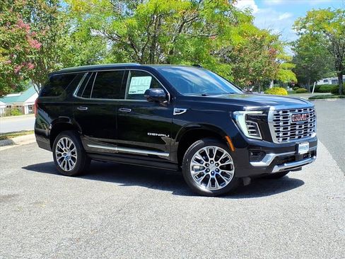 New 2026 GMC Yukon Denali w/ Denali Reserve Package AWD/4WD image 2