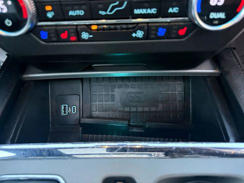 Used 2020 Ford Expedition Max XLT w/ Equipment Group 202A image 31