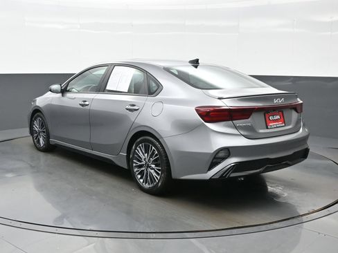 Used 2024 Kia Forte GT-Line w/ GT-Line Premium Package FWD image 4
