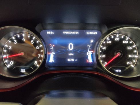 Used 2018 Jeep Compass Trailhawk w/ Navigation Group AWD/4WD image 23