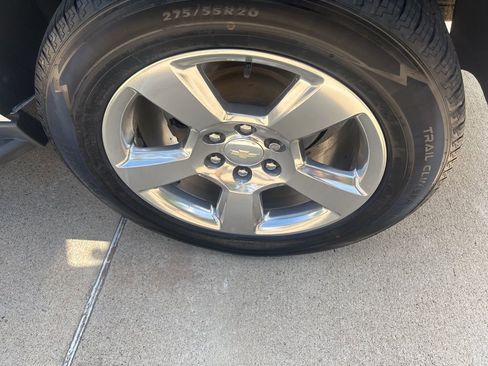 Used 2019 Chevrolet Tahoe LT image 22