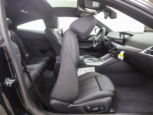 Certified 2026 BMW 430i xDrive Coupe w/ M Sport Package image 27