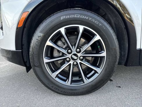 Used 2024 Cadillac XT4 Sport image 13