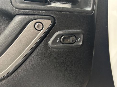 Used 2013 Jeep Wrangler Sport image 27