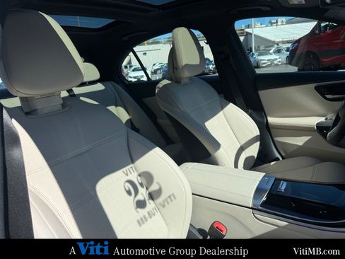 Certified 2022 Mercedes-Benz C 300 4MATIC Sedan image 30