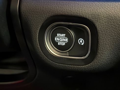 New 2026 Mercedes-Benz GLS 450 4MATIC image 23