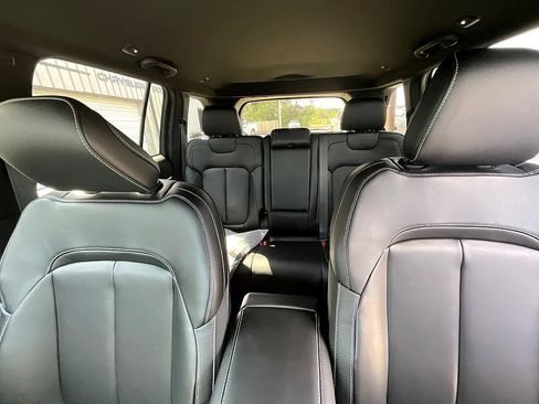 New 2025 Jeep Grand Cherokee Limited image 32