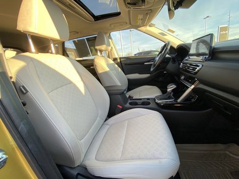Certified 2021 Kia Seltos SX w/ SX Sunroof Package image 31