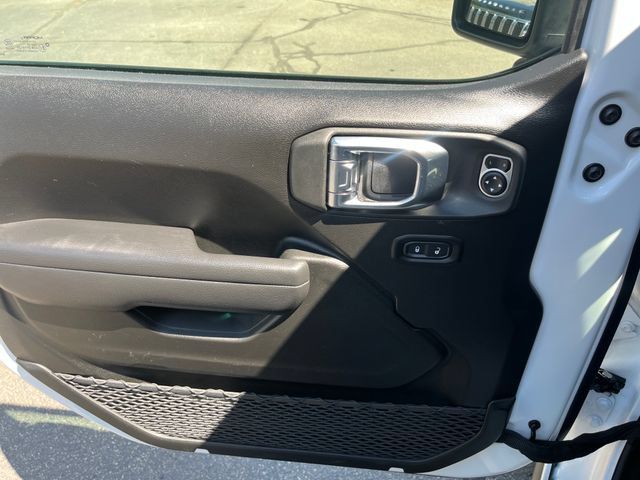 Used 2026 Jeep Gladiator Rubicon AWD/4WD image 14