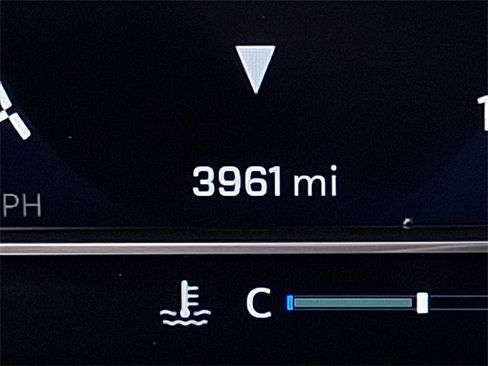 Used 2023 Chevrolet Silverado 1500 LT image 19