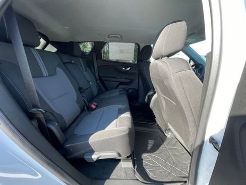 New 2026 Chevrolet Blazer LT w/ LPO, Floor Liner Package image 21