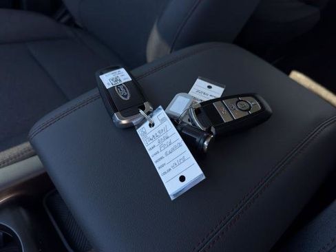 New 2026 Ford Explorer Active image 34