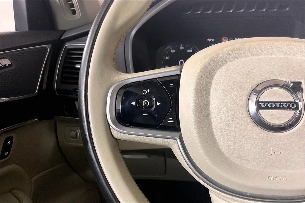 Used 2018 Volvo XC90 T5 Momentum w/ Convenience Package AWD/4WD image 17