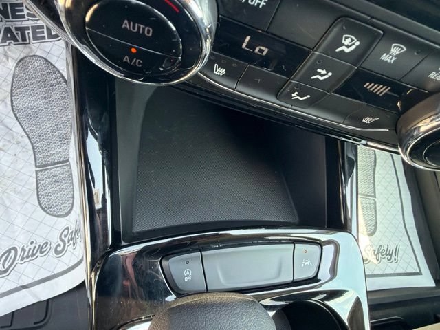 Certified 2024 Chevrolet Trax ACTIV w/ Driver Confidence Package FWD image 18