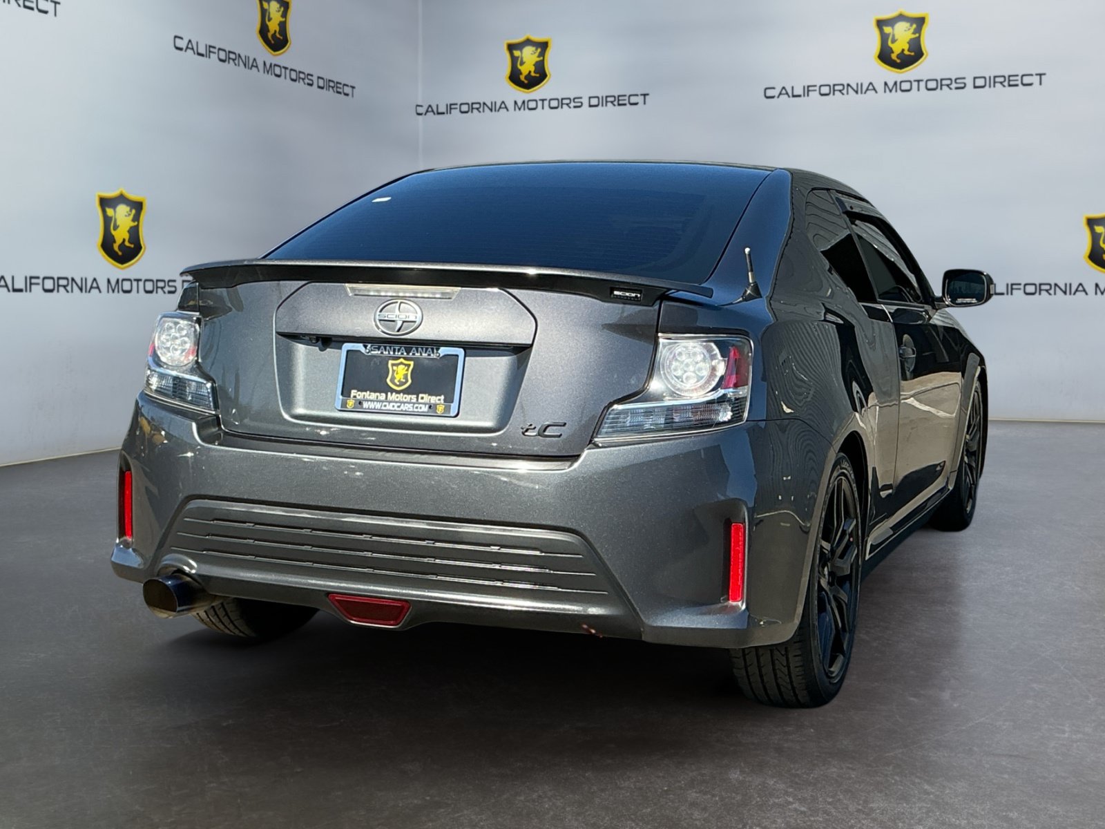 Used 2015 Scion tC FWD image 5