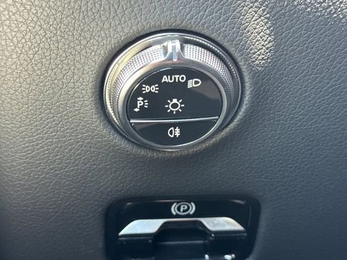 New 2025 Mercedes-Benz GLC 63 AMG S image 32