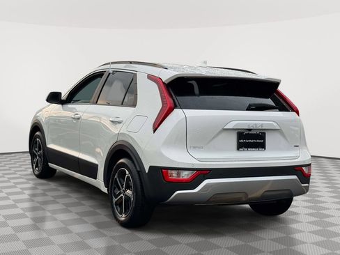 Certified 2024 Kia Niro EX w/ EX Cold Weather Package FWD image 5