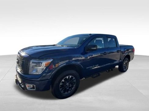 Used 2019 Nissan Titan PRO-4X AWD/4WD image 37