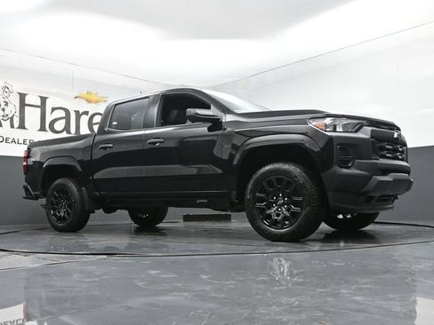 New 2026 Chevrolet Colorado W/T w/ WT Custom Package AWD/4WD image 2